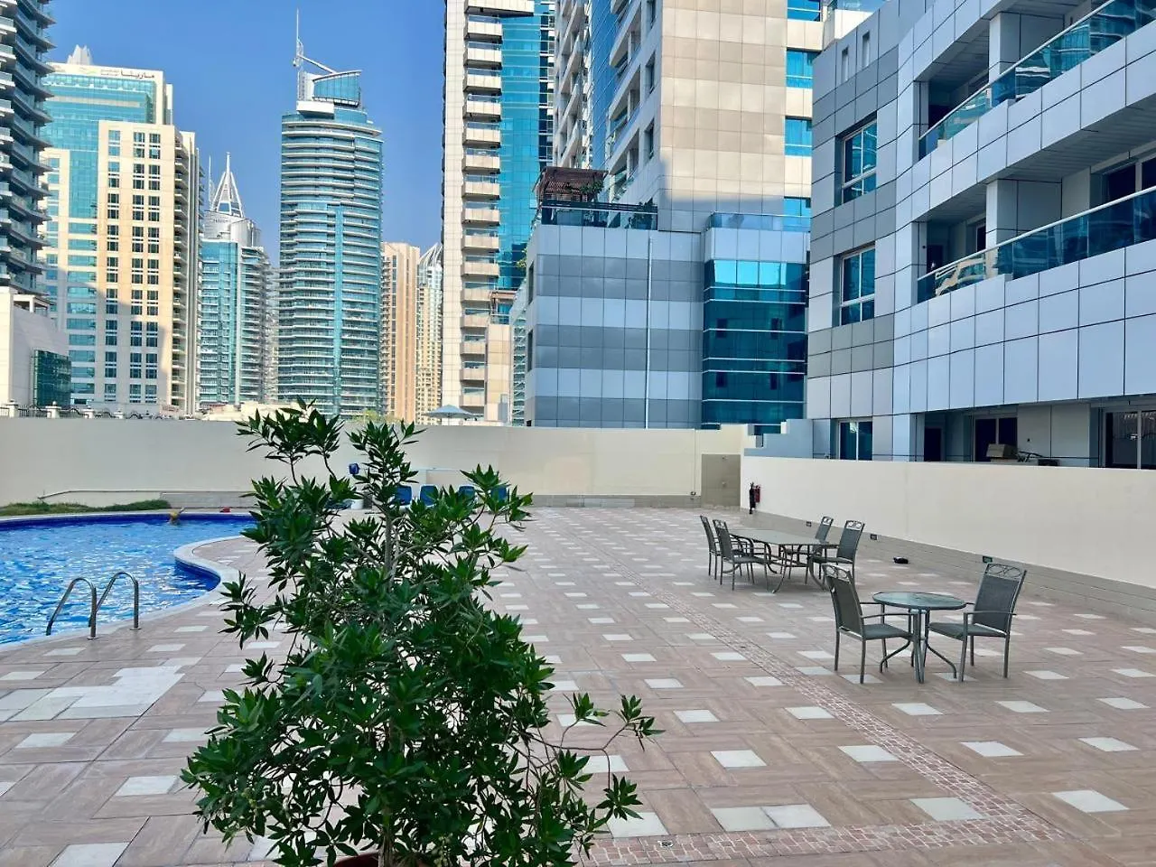 White Sage Stunning New Studio In Marina Dubai