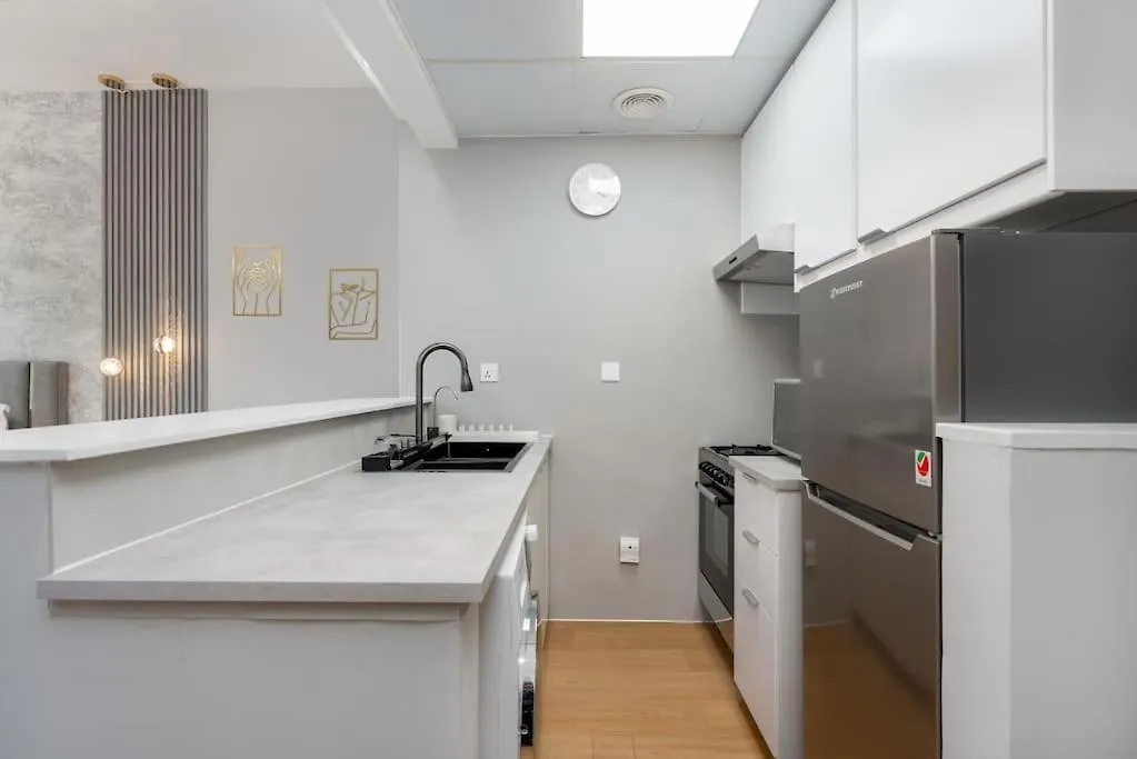 White Sage Stunning New Studio In Marina Dubai