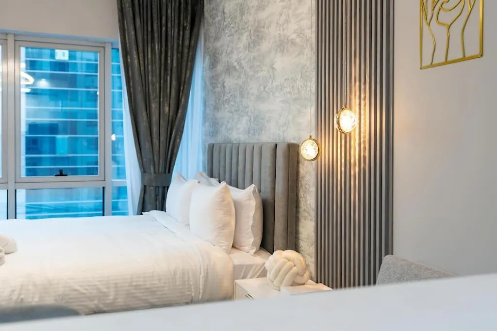 White Sage Stunning New Studio In Marina Dubai